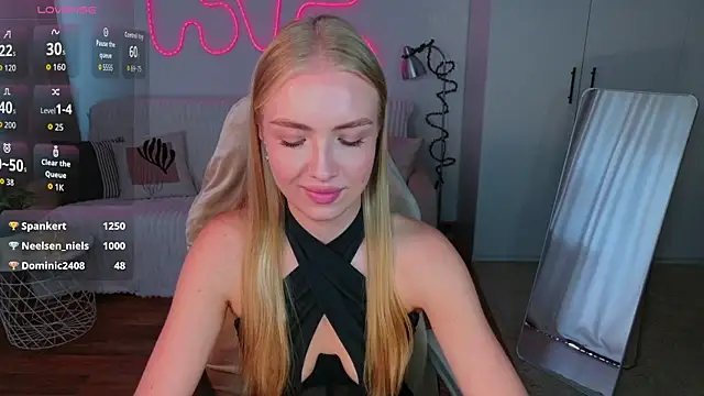 TessaGrays Live XXX-chat