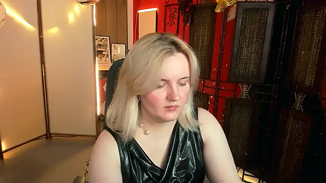 KathyBriggs Chat XXX live
