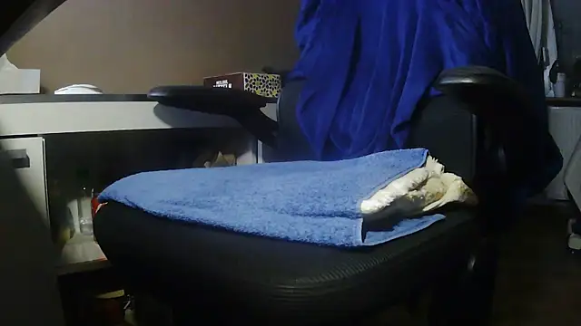 XXX chat uživo modela suedel65