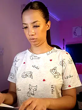 Živý XXX chat SallyWhitee