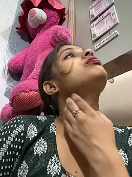 Sy_Shrishti's Live XXX Chat
