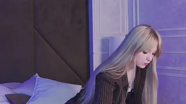 Czat XXX na żywo – Shy_Barbie