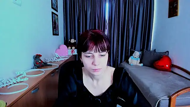 MiniLysii's Live XXX Chat