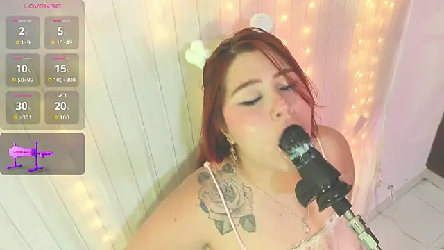 Alanna_Monroe 现场XXX聊天