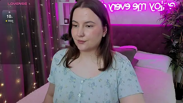 Chat XXX en directo de FeralPeach