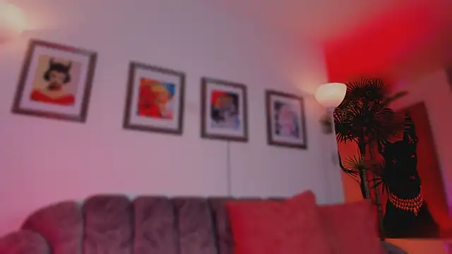 Taylor__foxxx 웹캠 쇼