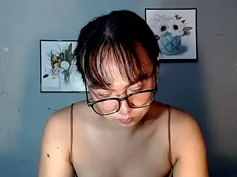 Asianblk_barbiedoll Show Webcam