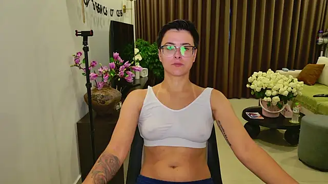 SashaNotFound's Live XXX Chat