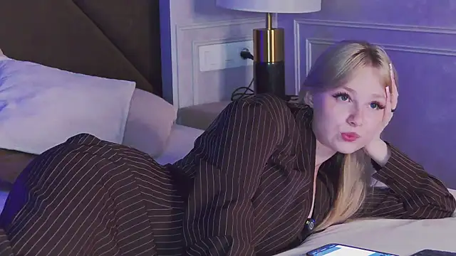 Shy_Barbie 라이브 XXX 채팅