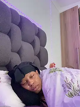 Živý XXX chat RainBougie