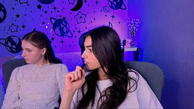 Czat XXX na żywo – nekky_mouse