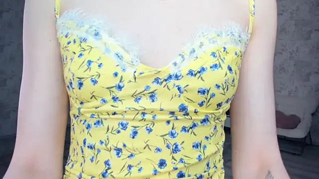 LianneBynon লাইভ XXX চ্যাট