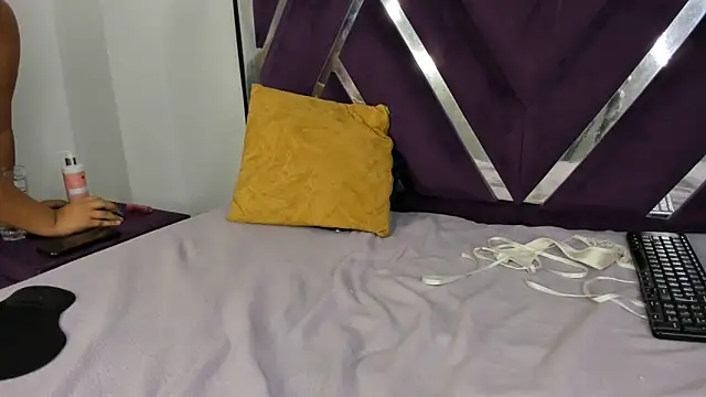 Chat XXX en directo de kiaraht