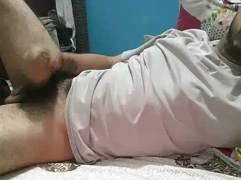 Precumboner Live XXX Chat