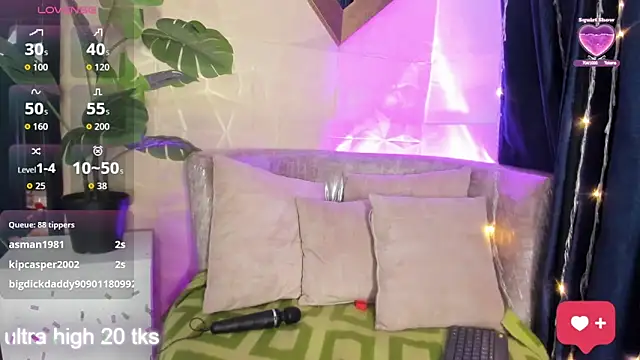 Chat XXX en directo de evelyn__rose1