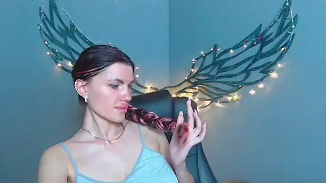 MilaLoona's Live XXX Chat