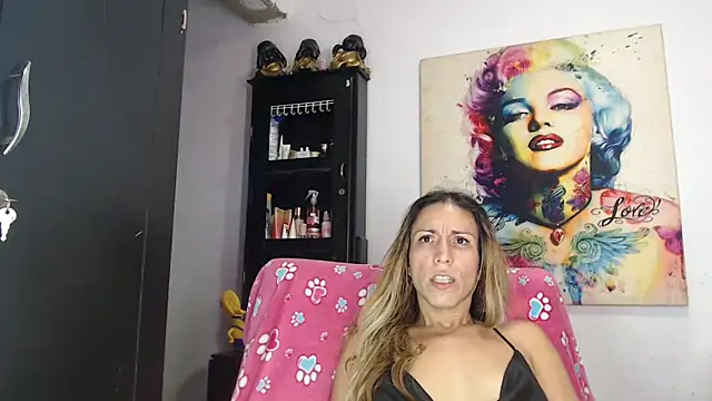 aleera_starxx982: вебкам-шоу