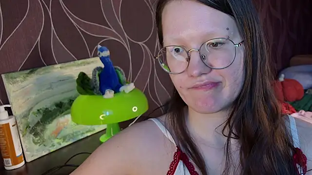 XXX chat uživo modela hairyMira