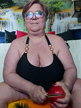 QueenPammy1 Live XXX-Chat