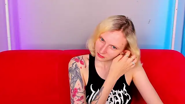 LikiLips live XXX chat