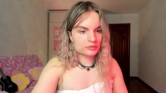 milliKira006 Chat XXX in diretta