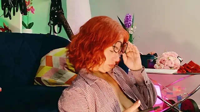 Ella__Kross Live XXX-chat