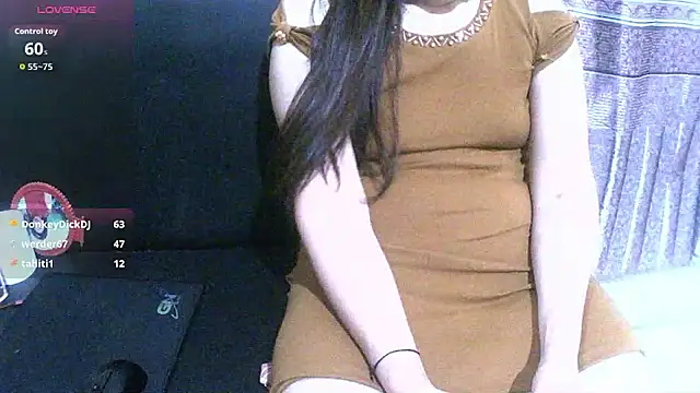Owe_chan's Live XXX Chat