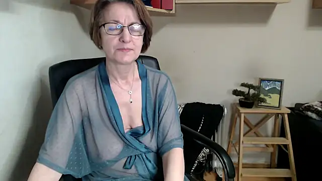 katemodel: απευθείας συνομιλία ΧΧΧ