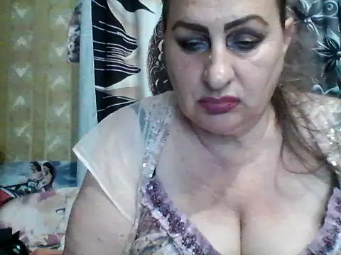 Chat XXX ao vivo de LoaqLovew