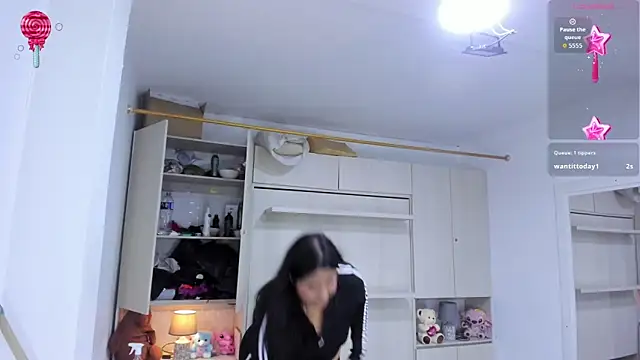 LilyWhitney Live Chatrum