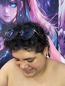 Hailey_Curvy: διαδικτυακό σόου στην κάμερα
