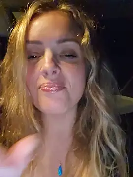 Bridgette03's Webcam Show