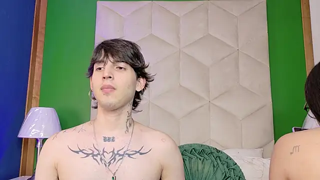 Онлайн чат XXX sett_and_gwen