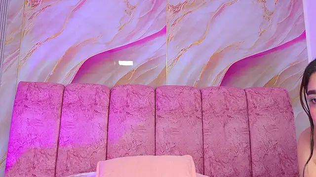 emmacurvy 网络视讯表演