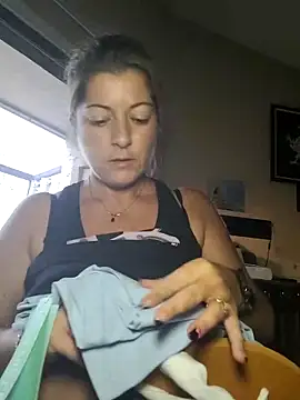 NikkiBlisss 라이브 XXX 채팅