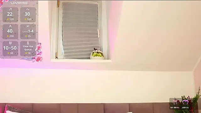 CharmingAnnie Live XXX Chat
