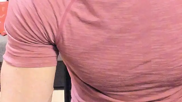 HotHunkTrainer – Naživo XXX chat