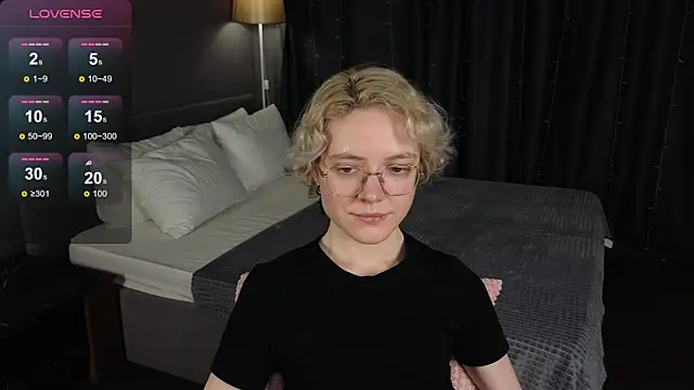 HottoKori Show in webcam