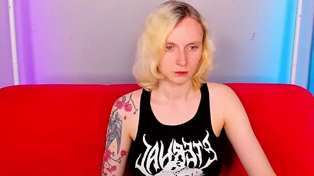 LikiLips' Live XXX Chat