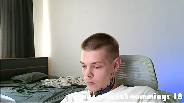 DENIS_HERE 网络视讯表演