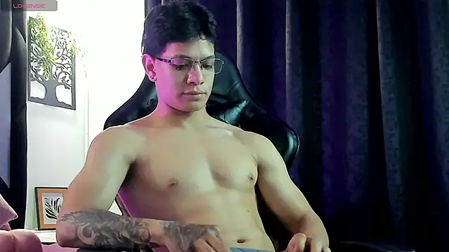 Chat XXX Live TonyPetrovjs