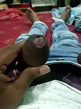 pussysandwitchboy 现场XXX聊天