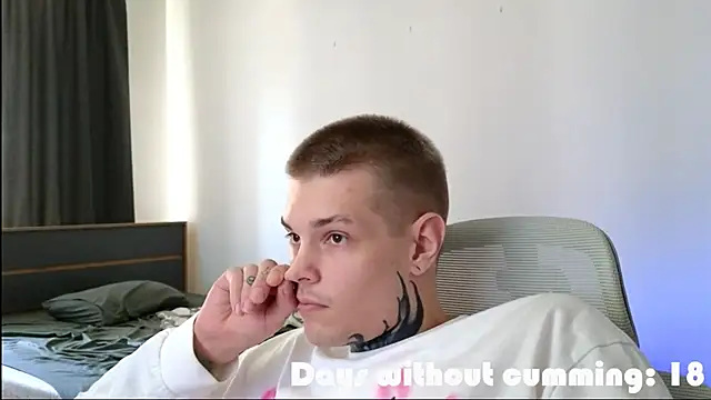 DENIS_HERE – Naživo XXX chat