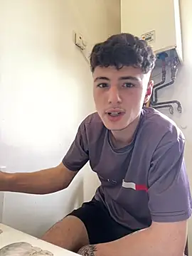 denysio89's Live XXX Chat