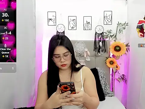 Ccinamonjazz Adlı Modelin Canlı XXX Sohbeti