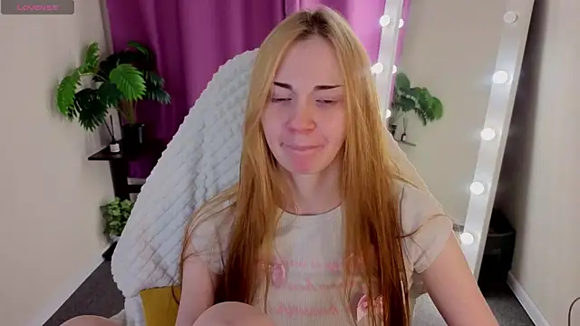 Jennie_Hunter Adlı Modelin Canlı XXX Sohbeti