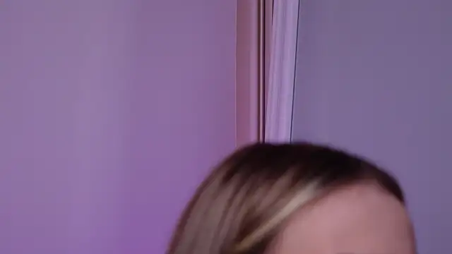 LucyAddison 现场XXX聊天