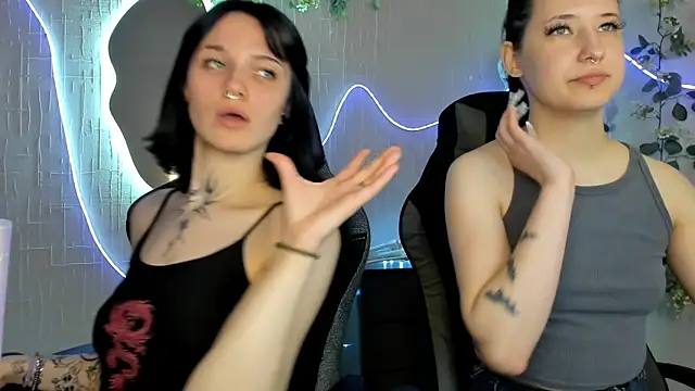 Elastikisss webkamerás műsora
