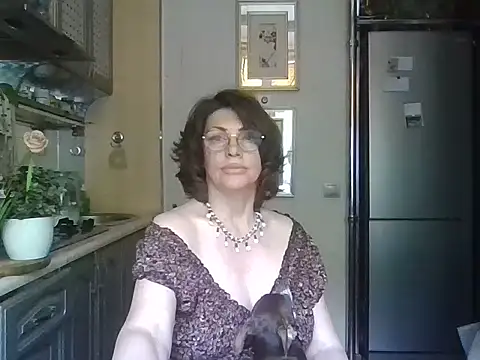 Baby-Matilda: απευθείας συνομιλία ΧΧΧ