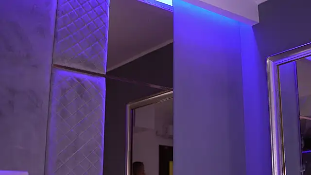 SelenaFrost লাইভ XXX চ্যাট